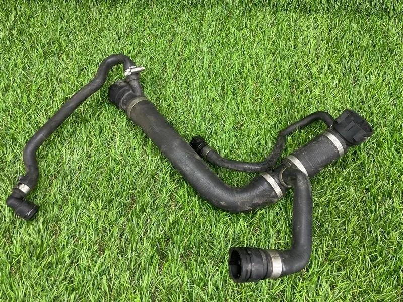 Патрубок системы охлаждения BMW X5 2004 17127526856 E53 N62B44