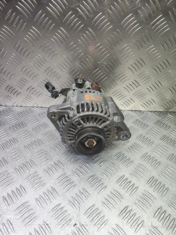 Генератор Toyota Corolla Spacio Vitz 2706021111 E120 E 120 NZE121 1NZFE