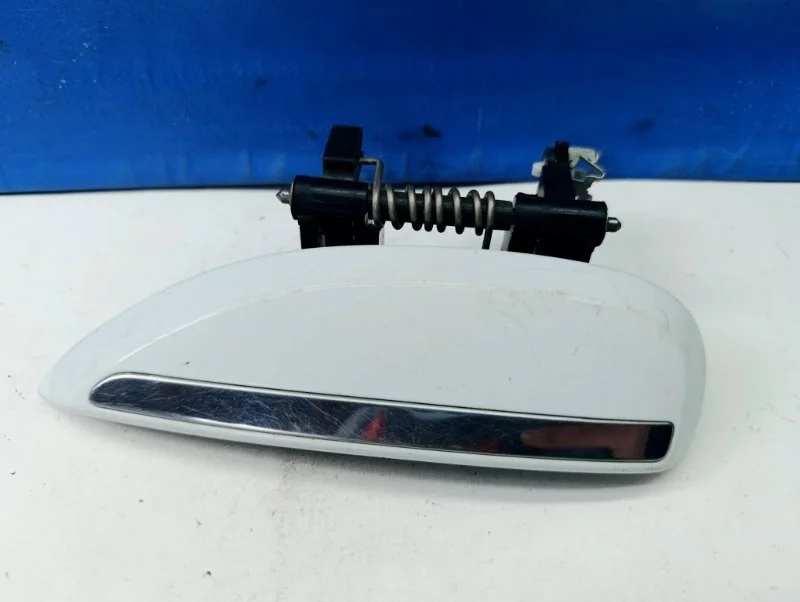 Ручка наружная Renault Logan 2 с 2014- 806077408R, передняя левая