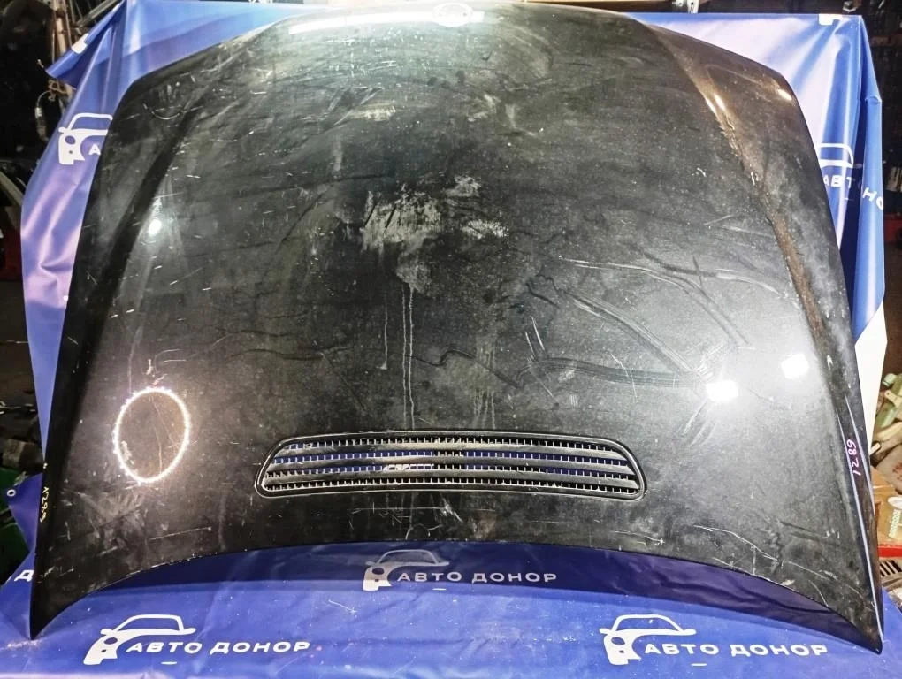 капот BMW 7-Series E65 -