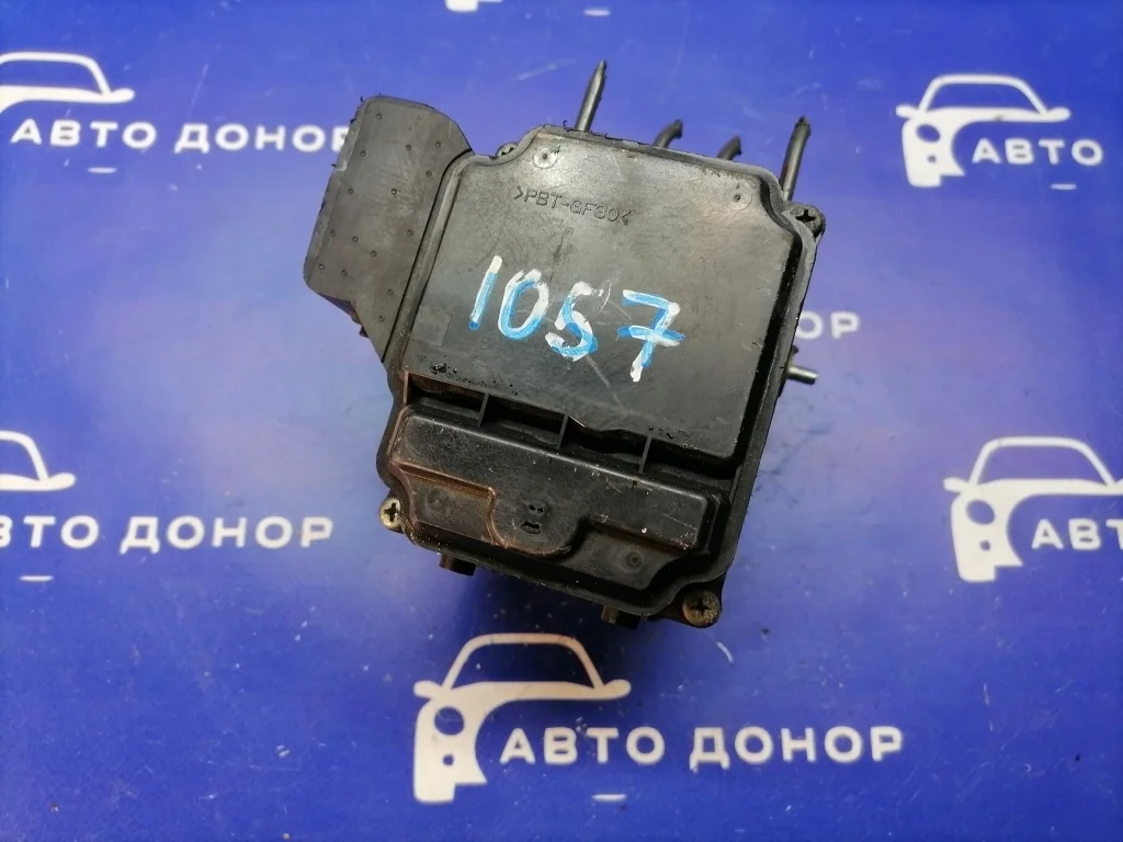 блок abs TOYOTA WINDOM MCV30 -