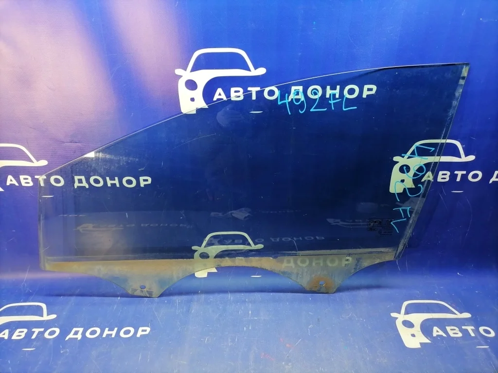 стекло FORD FOCUS CB8 -