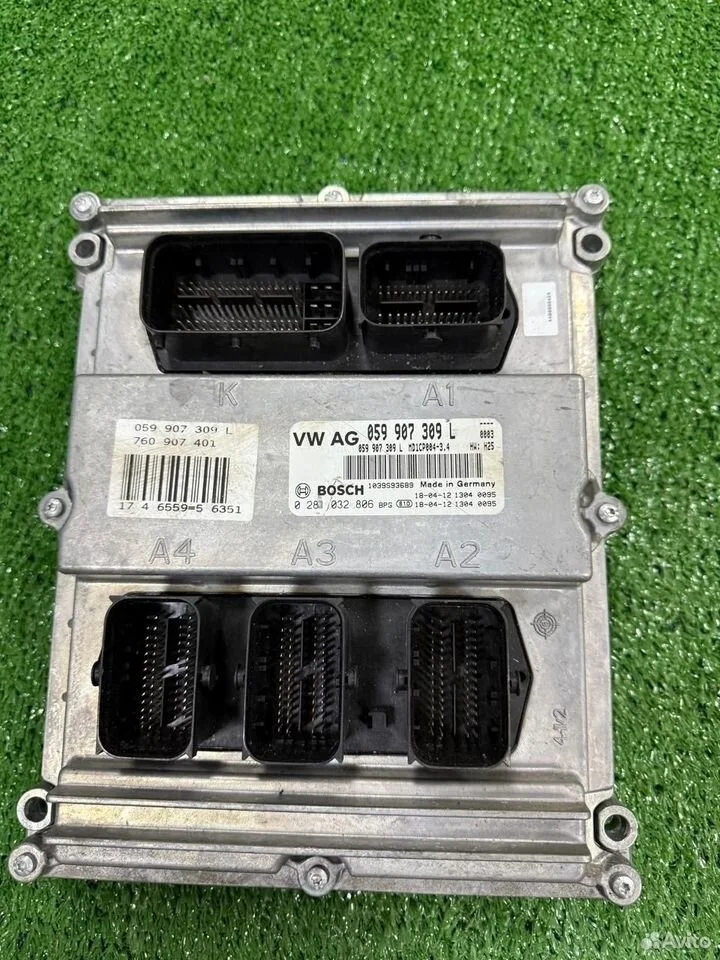 Блок управления двигателем audi q7 059907309l