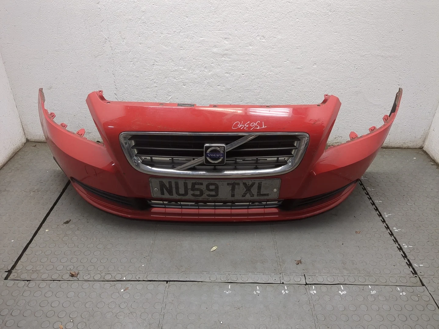 Бампер Volvo S40 2004-2012 КПП 5-ст.мех.(МКПП) D4164T Дизель 1.6 л Турбо