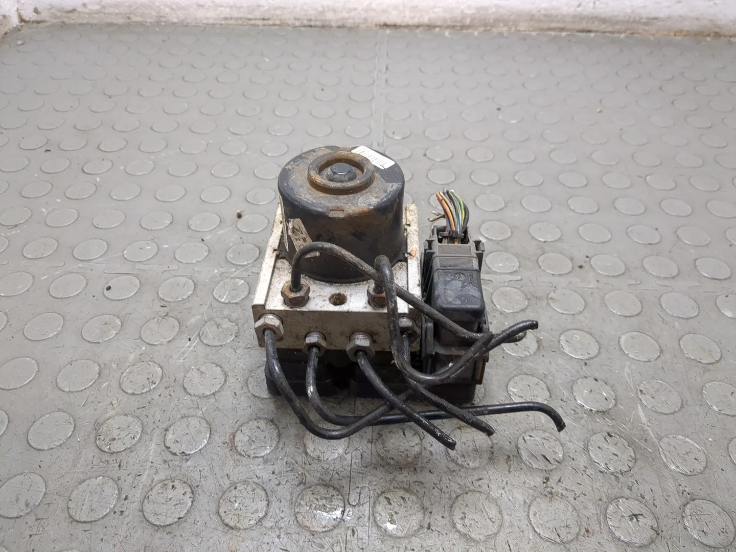 блок ABS Ford Fusion 2002-2012 КПП 5-ст.мех.(МКПП) FYJA, FYJB, FYJC Бензин 1.6 л Инжектор