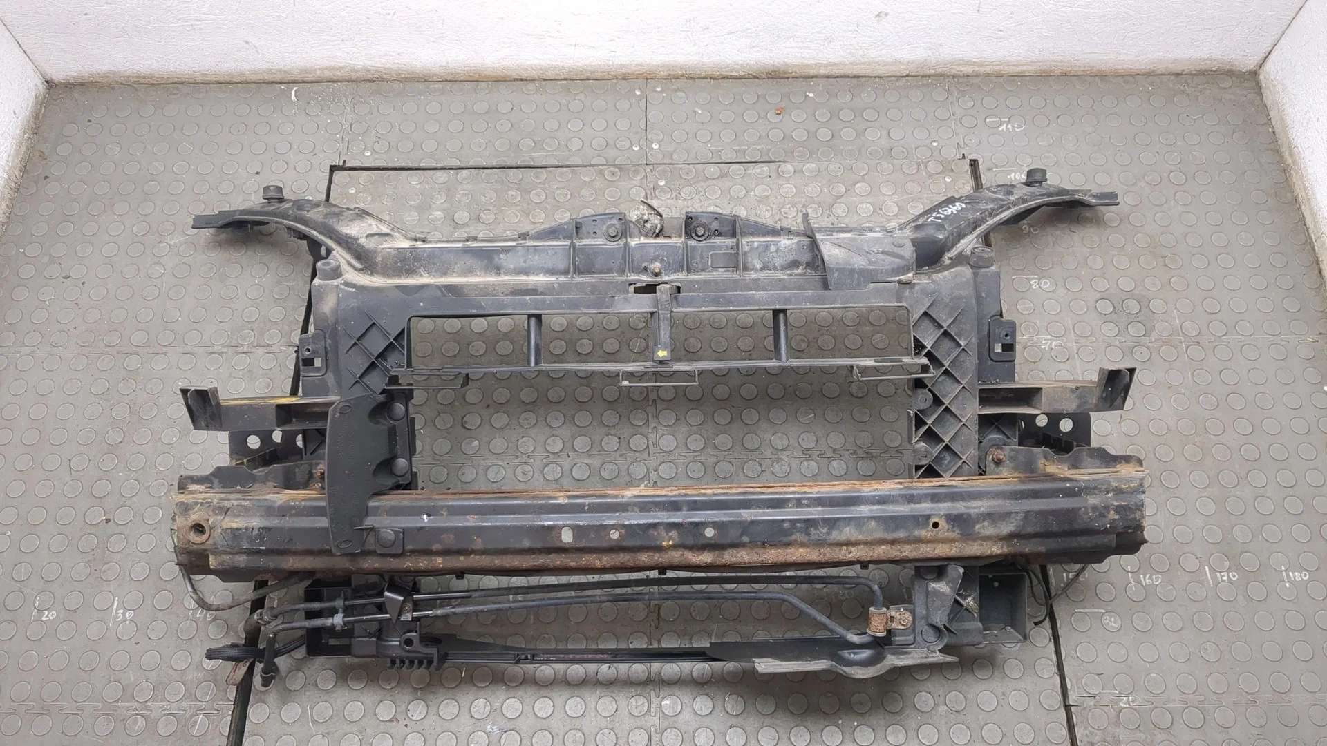 Рамка передняя (телевизор) Ford Fusion 2002-2012 КПП 5-ст.мех.(МКПП) FYJA, FYJB, FYJC Бензин 1.6 л Инжектор