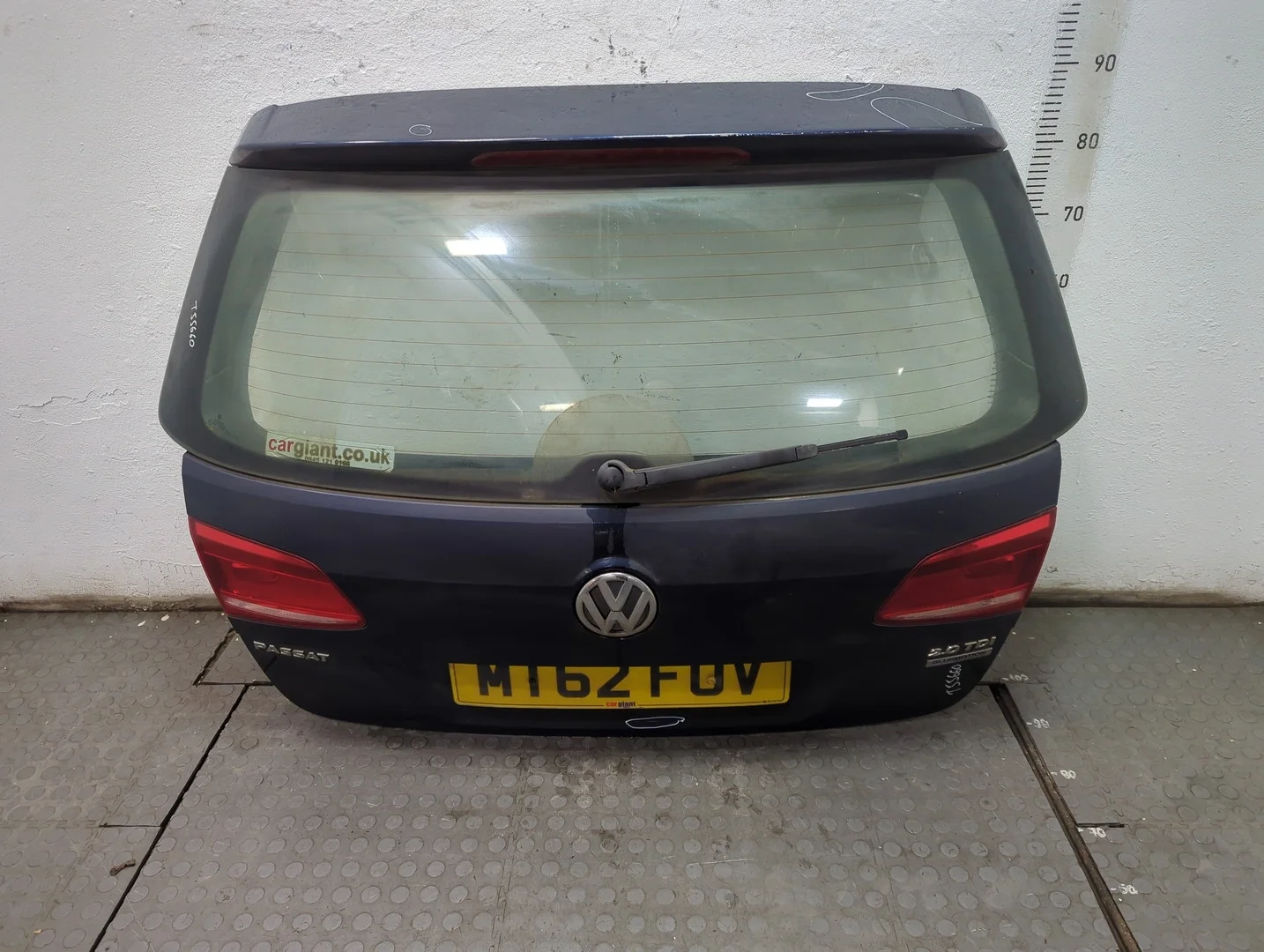 Крышка (дверь) багажника Volkswagen Passat 7 2010-2015 Европа КПП 6-ст.мех.(МКПП) CFFB Дизель 2 л TDI