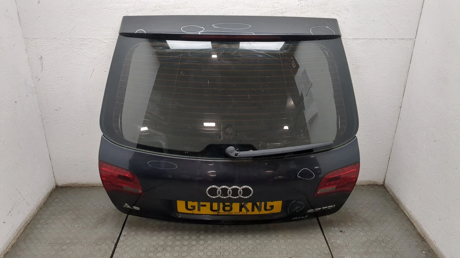 Крышка (дверь) багажника Audi A6 (C6) 2004-2011 КПП вариатор BPP Дизель 2.7 л TDI