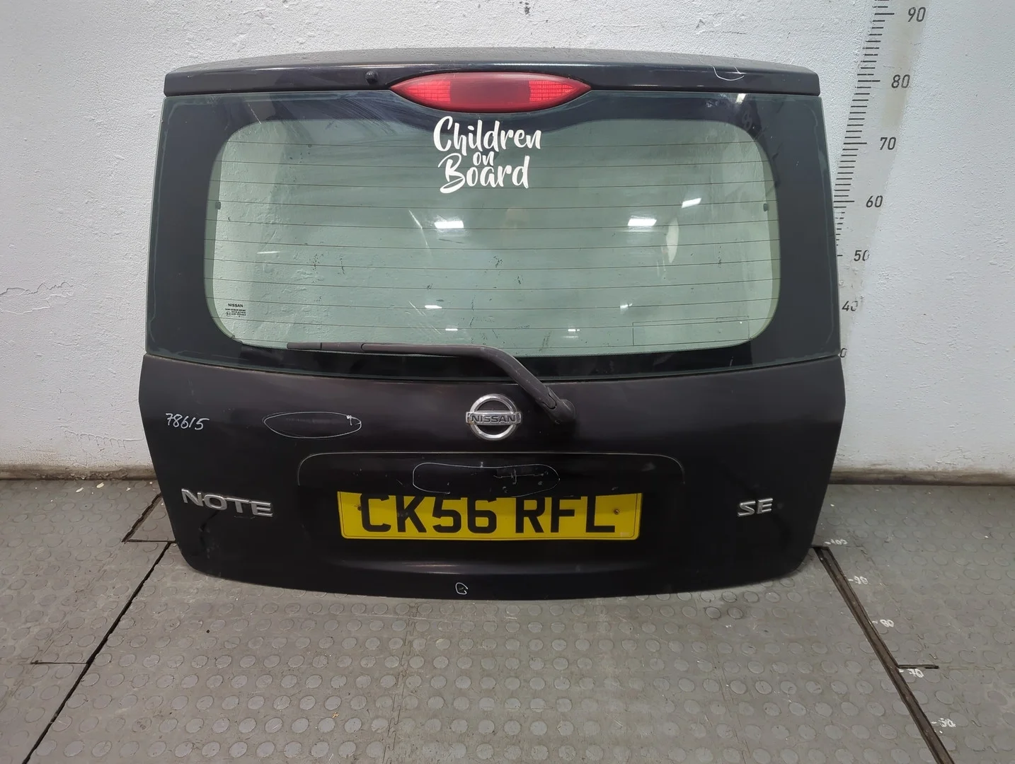 Крышка (дверь) багажника Nissan Note E11 2005-2013 КПП автомат (АКПП) HR16DE Бензин 1.6 л