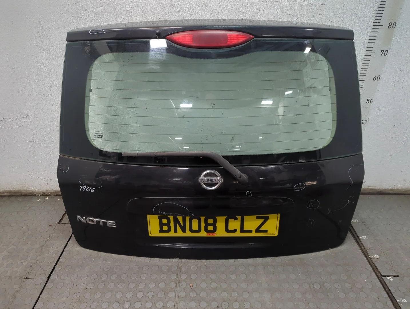 Крышка (дверь) багажника Nissan Note E11 2005-2013 КПП 5-ст.мех.(МКПП) CR14DE Бензин 1.4 л