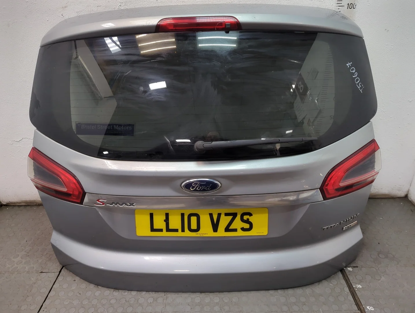 Крышка (дверь) багажника Ford S-Max 2010-2015 КПП 6-ст.мех.(МКПП) QXWA Дизель 2 л TDCI