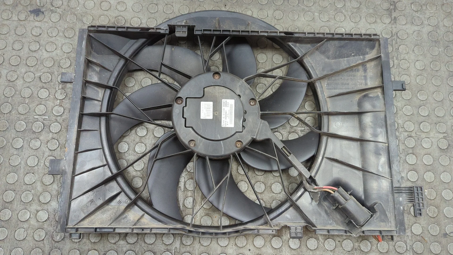 Вентилятор радиатора Mercedes-Benz C W203 2000-2008 КПП автомат (АКПП) M271.946 Бензин 1.8 л