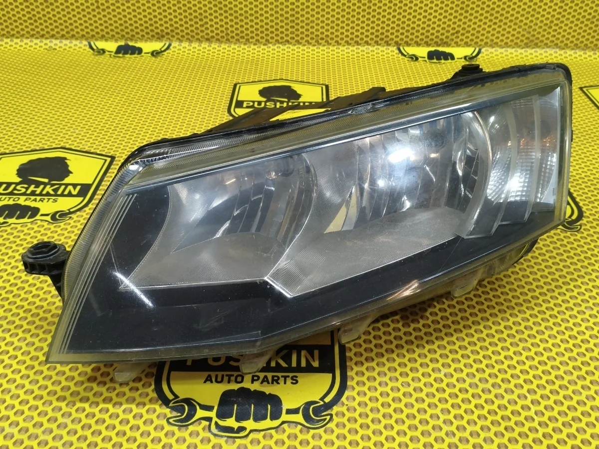 Фара Skoda Octavia 2013 5E1941017 A7 CJSA, левая