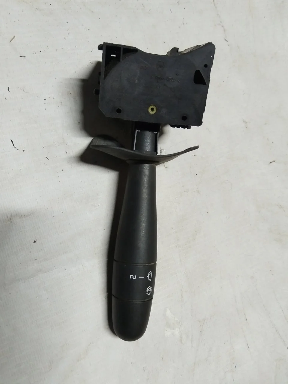 Подрулевой переключатель Renault Logan 2009 8200792576, правый