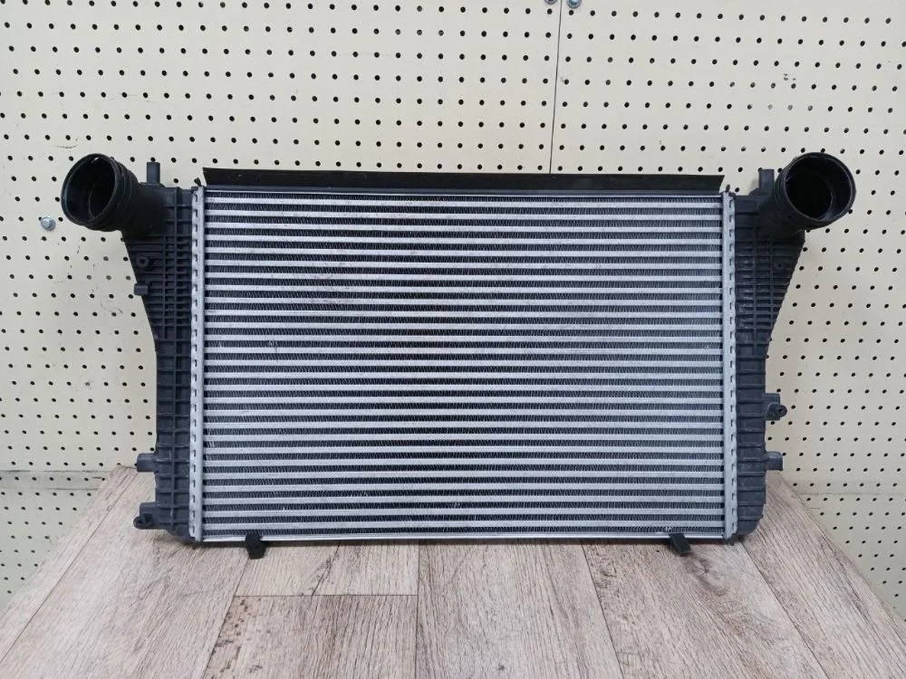 Интеркулер Volkswagen Tiguan I (2007—2011) Tiguan I (2007—2011) 3C2, 3C5, 357, 1K2