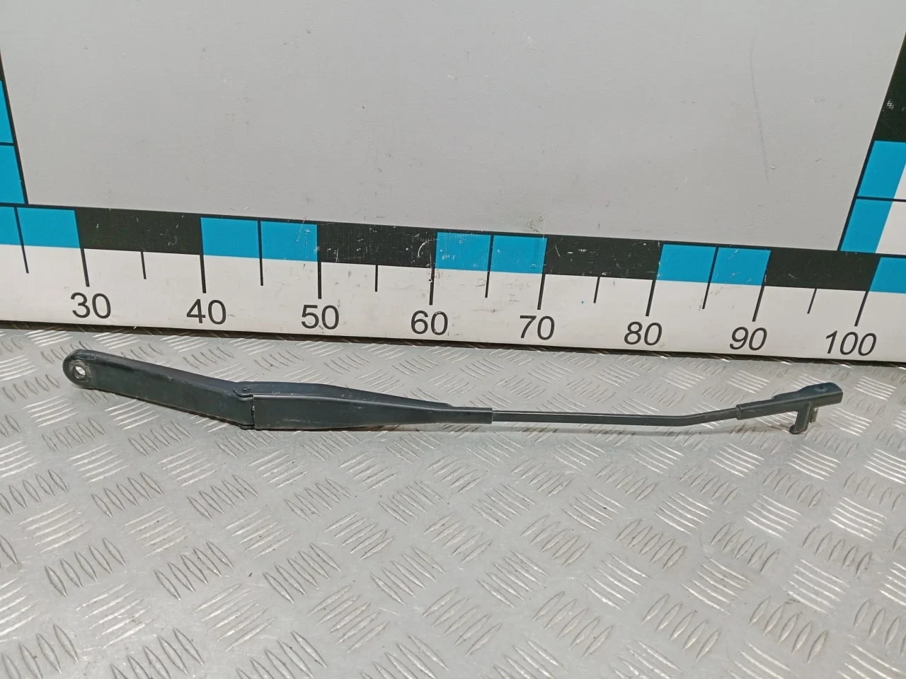 [Б/У] Поводок стеклоочистителя передний левый Focus II [Код: 00684116 ]