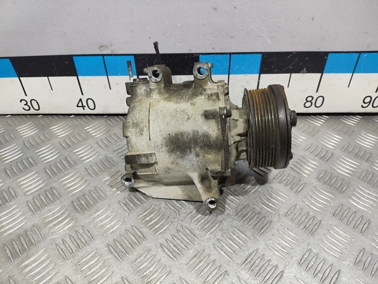 [Б/У] Компрессор кондиционера Honda - Нет фишки [ХОРОШЕЕ] [Код: 00572460]