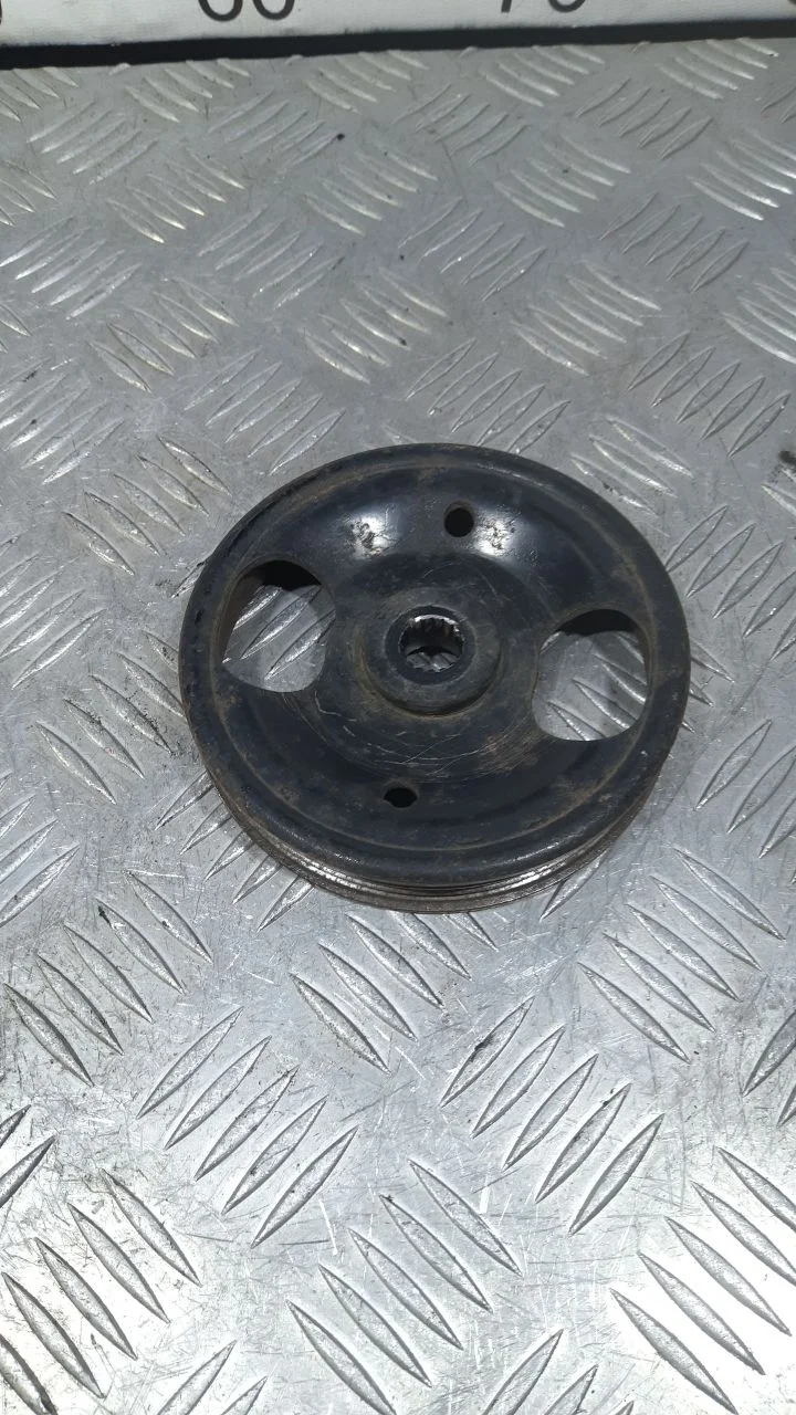 [Б/У] Шкив насоса гидроусилителя Nissan [Код: 00375406]