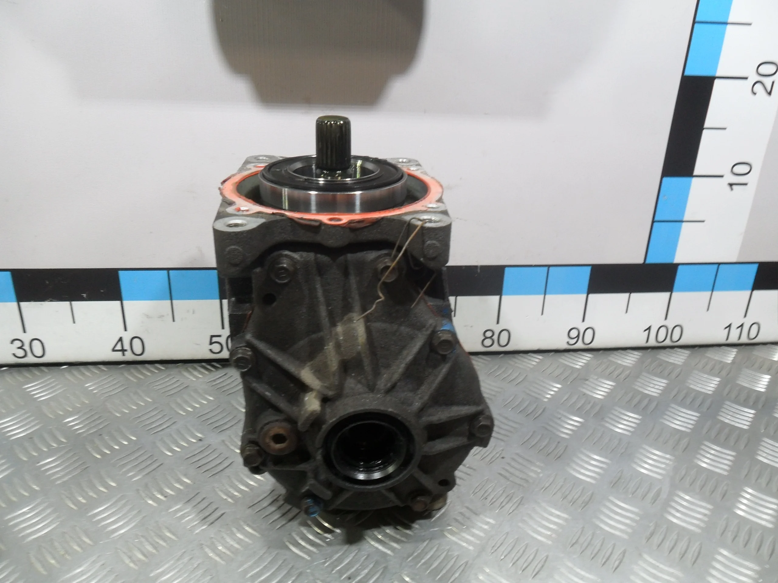 [Б/У] Редуктор заднего моста Toyota Rav4 [Код: 00379331]