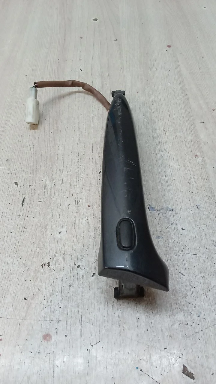 [Б/У] Ручка двери передней наружная левая Lexus - под покраску [ХОРОШЕЕ] [Код: 00636378]