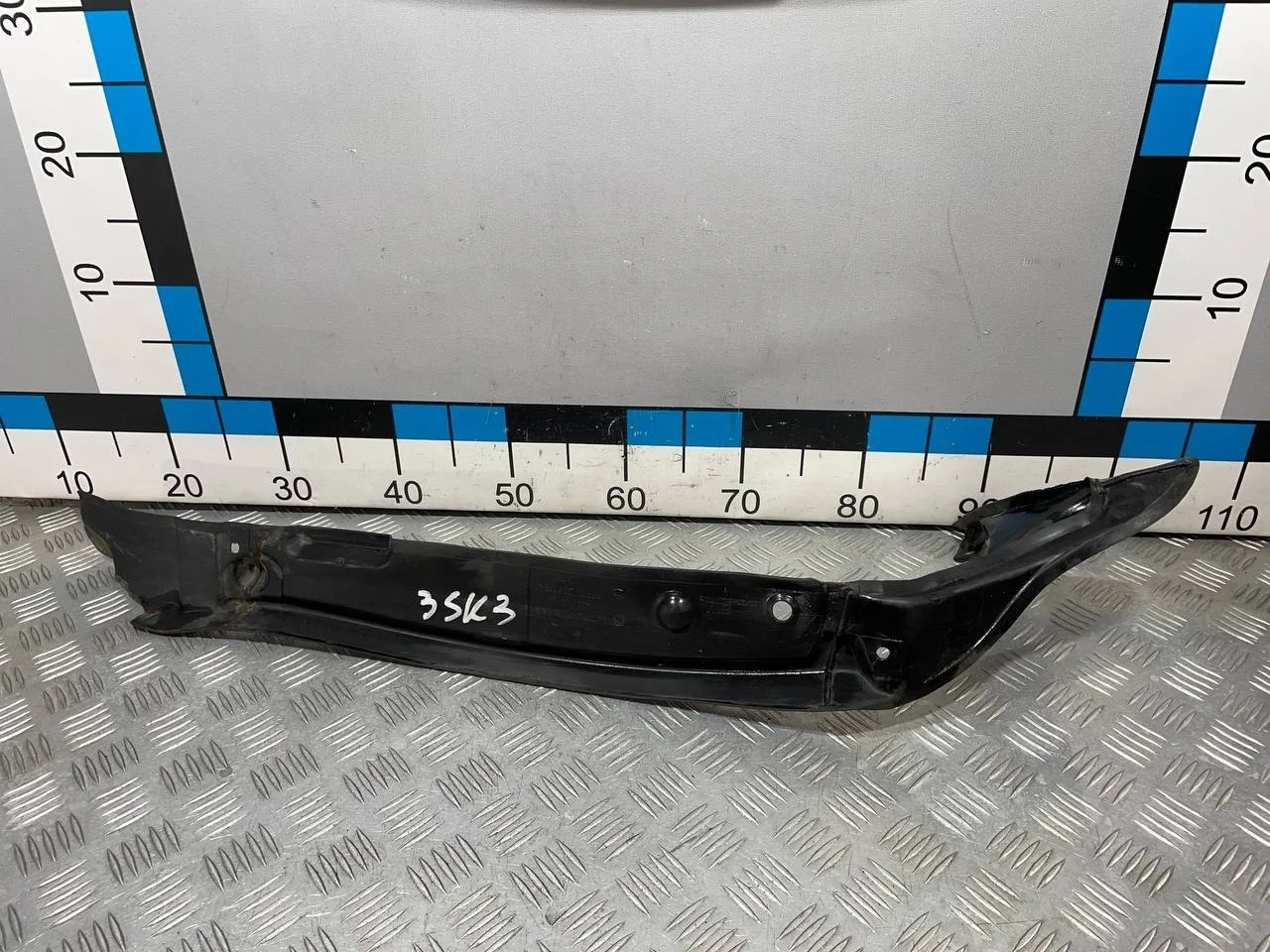 [Б/У] Пыльник крыла правого Audi Q7 [Код: 00682506 ]