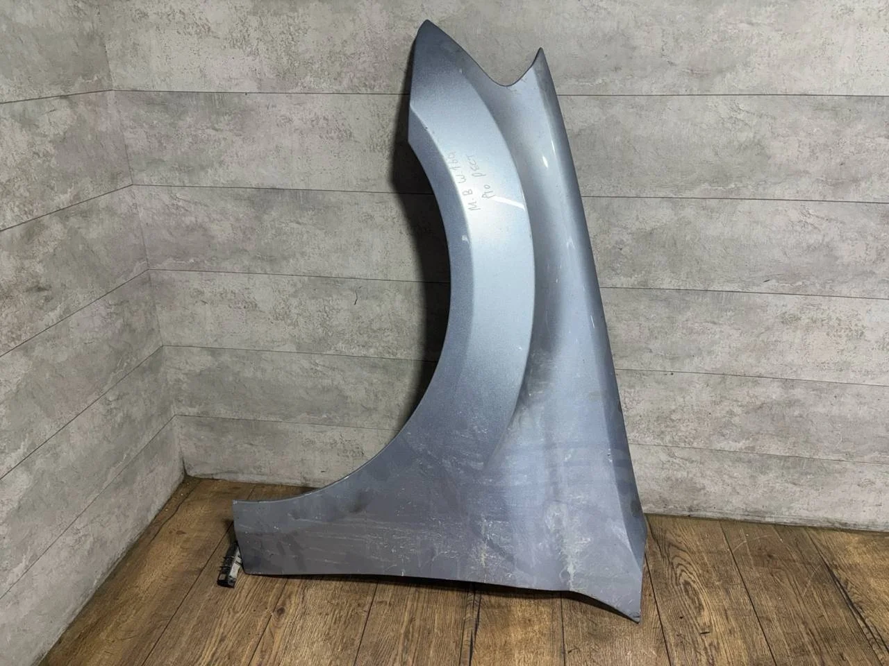 крыло переднее левое Mercedes-Benz M W164