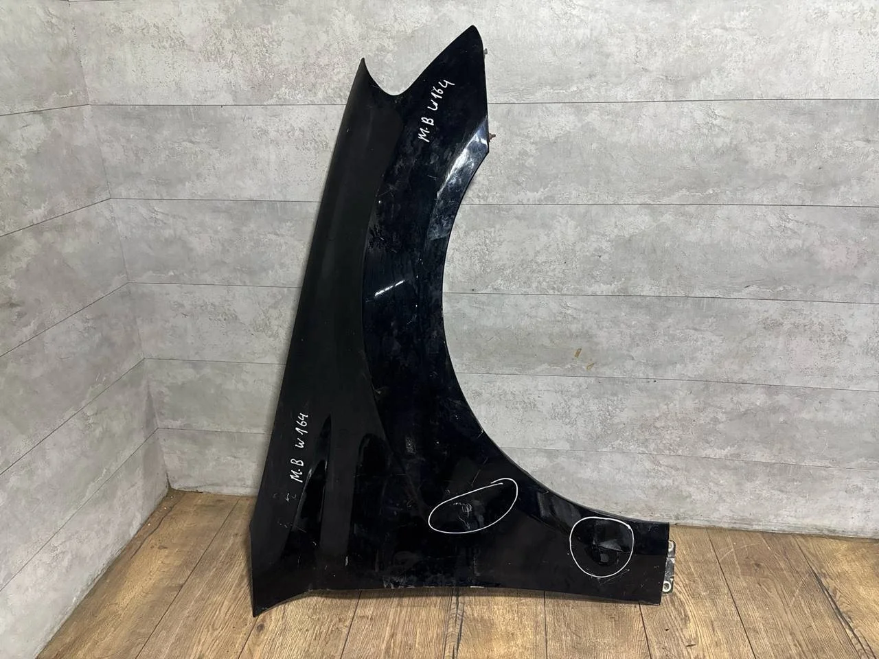 крыло переднее правое Mercedes-Benz M W164