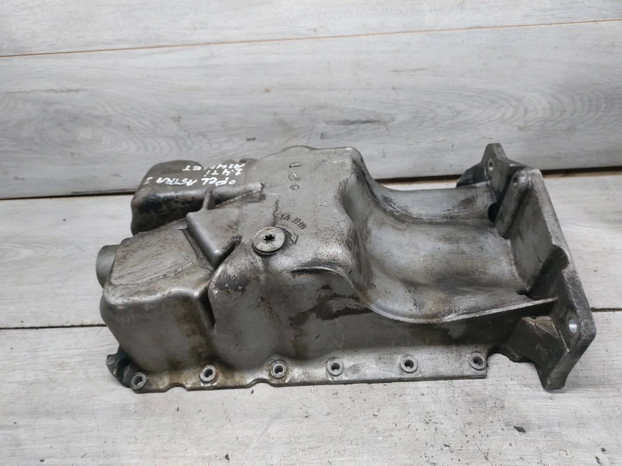 масляный поддон Opel Astra J