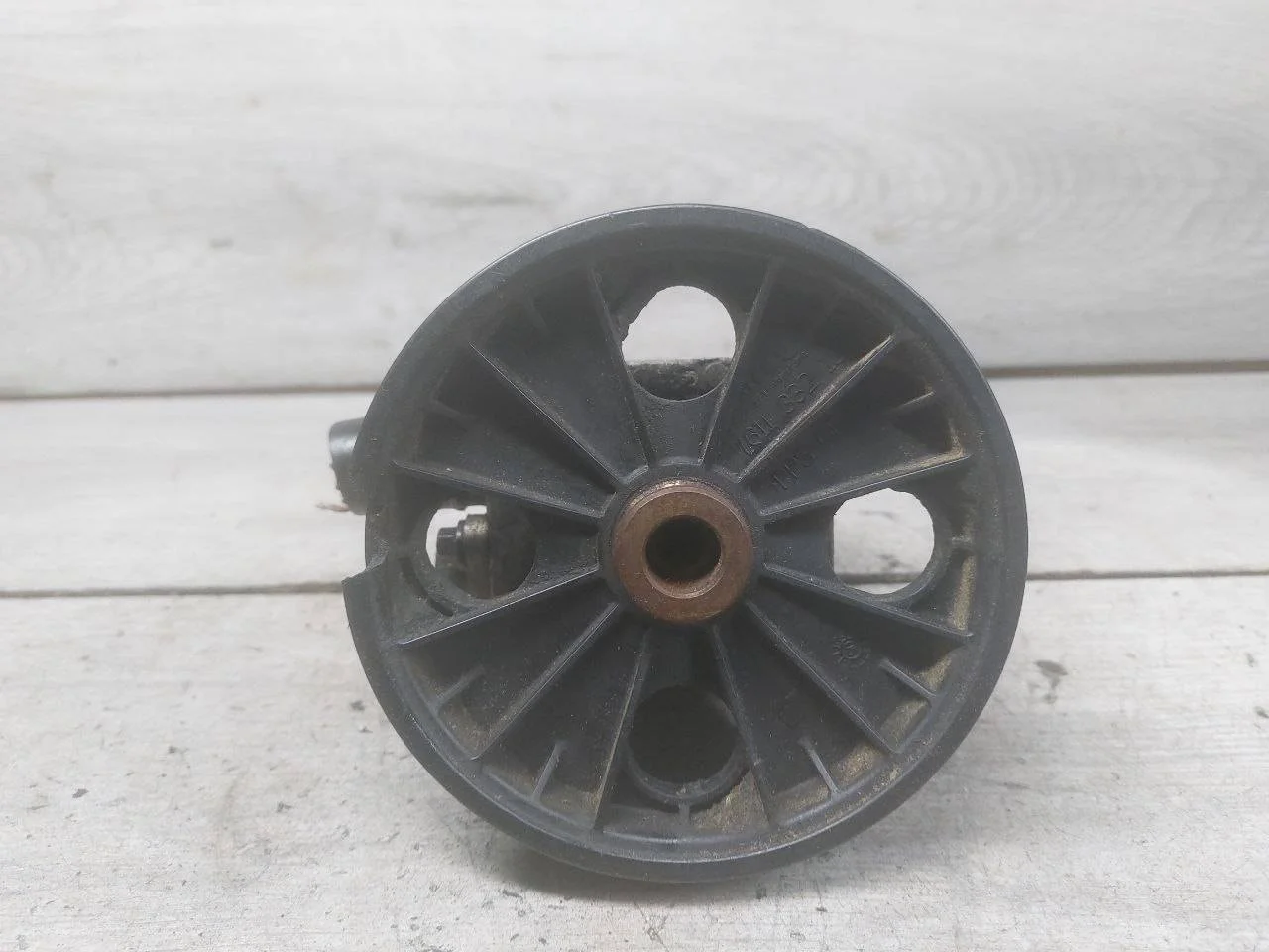 насос гидроусилителя руля Volvo XC90