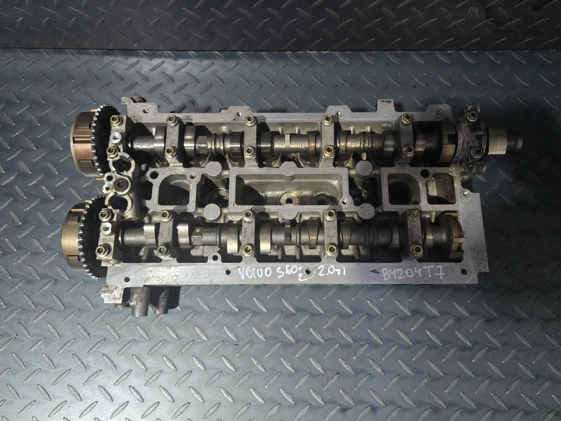 головка блока цилиндров Volvo S60 2