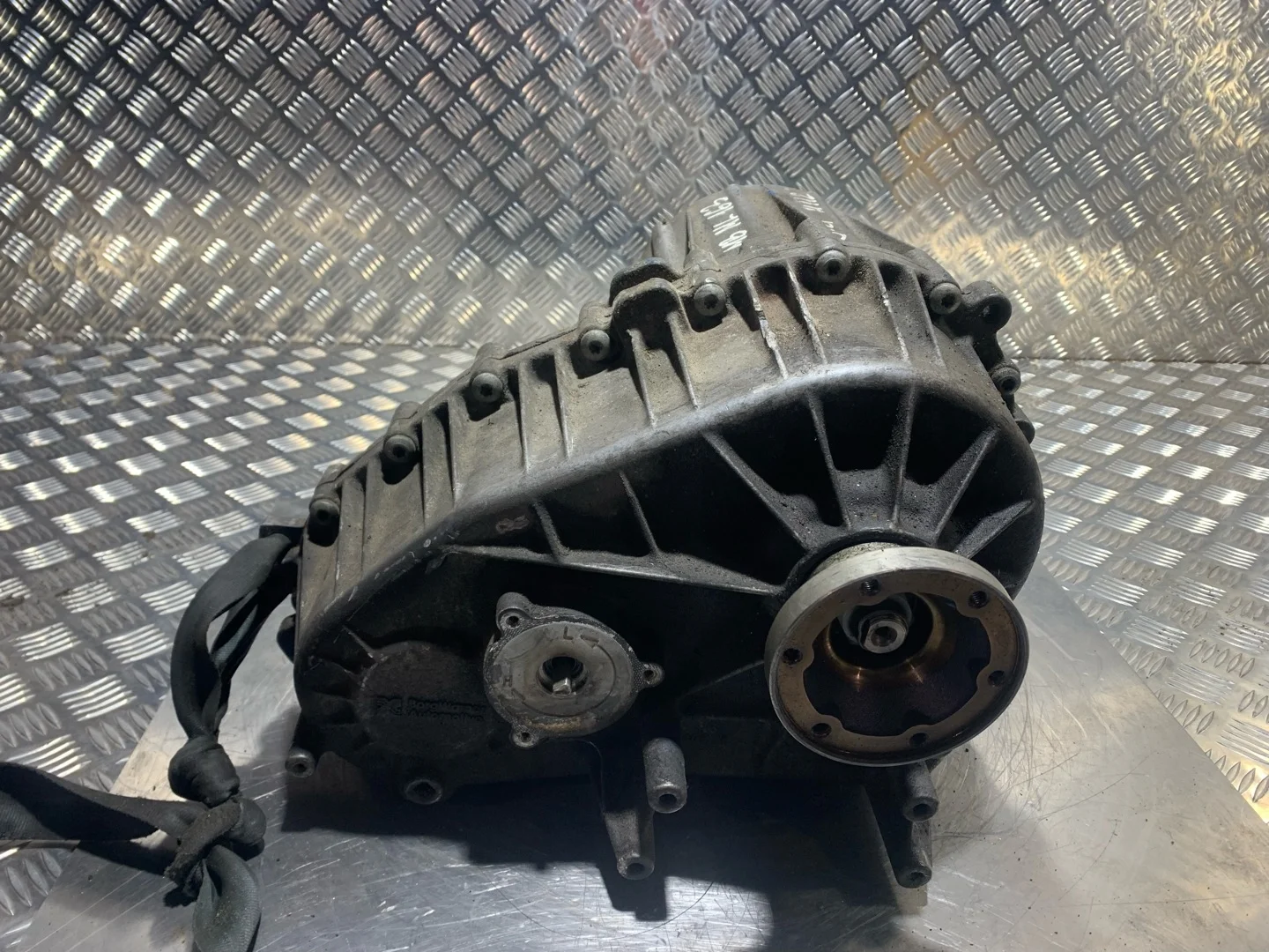 раздаточная коробка Mercedes-Benz M W163