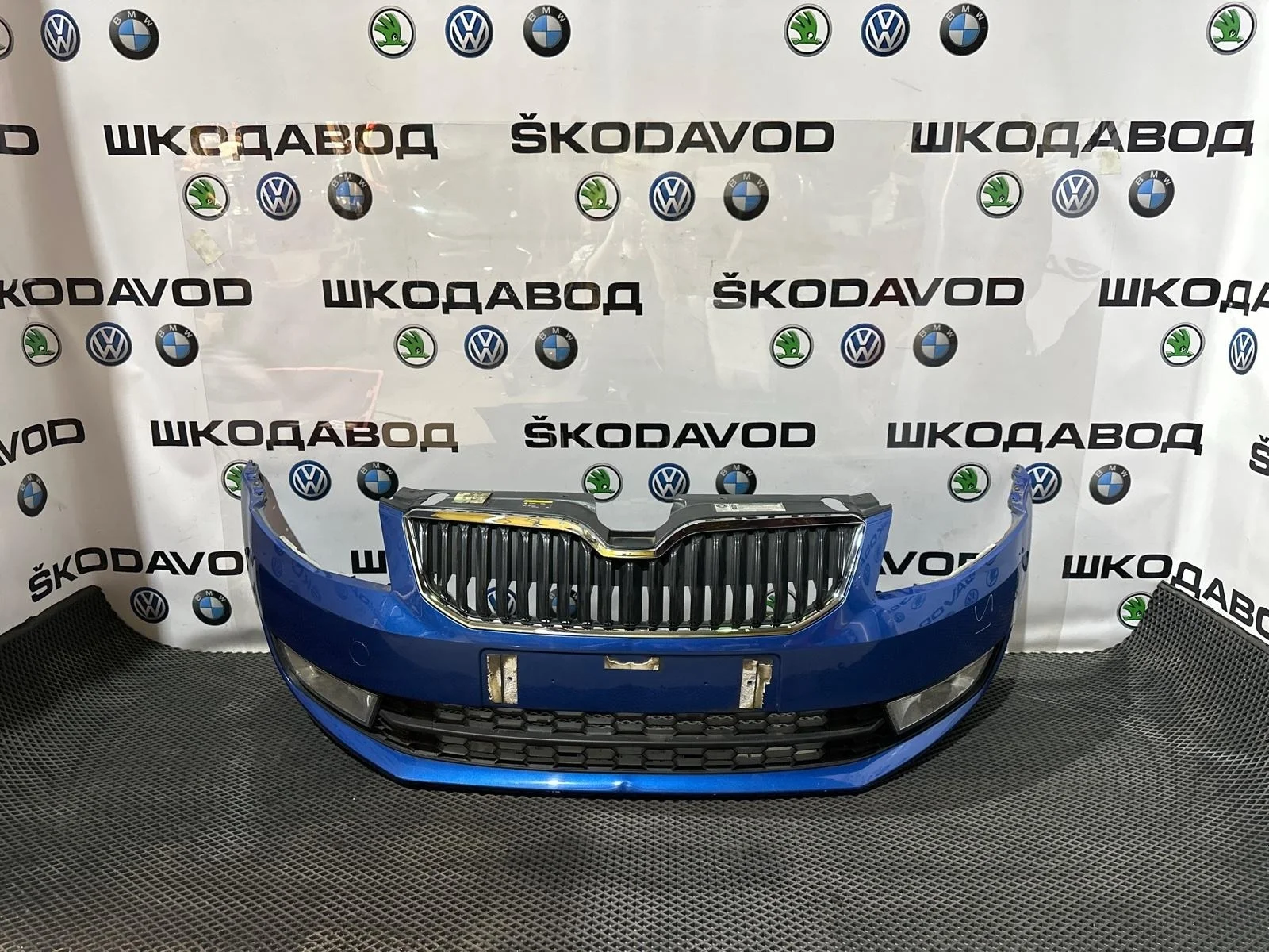 Бампер Skoda Octavia 2016 5EU807217 A7 (5E) 1.6 CXXB, передний