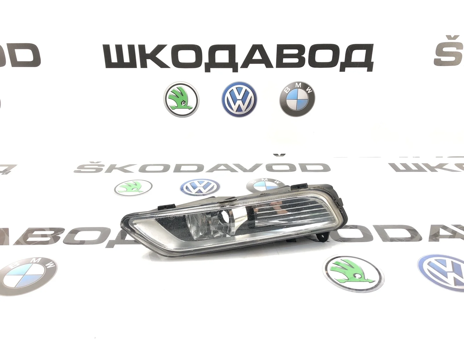 Фара противотуманная ПТФ Volkswagen Passat 2011 3AA941661E B7 2.0 CFFB, передняя левая
