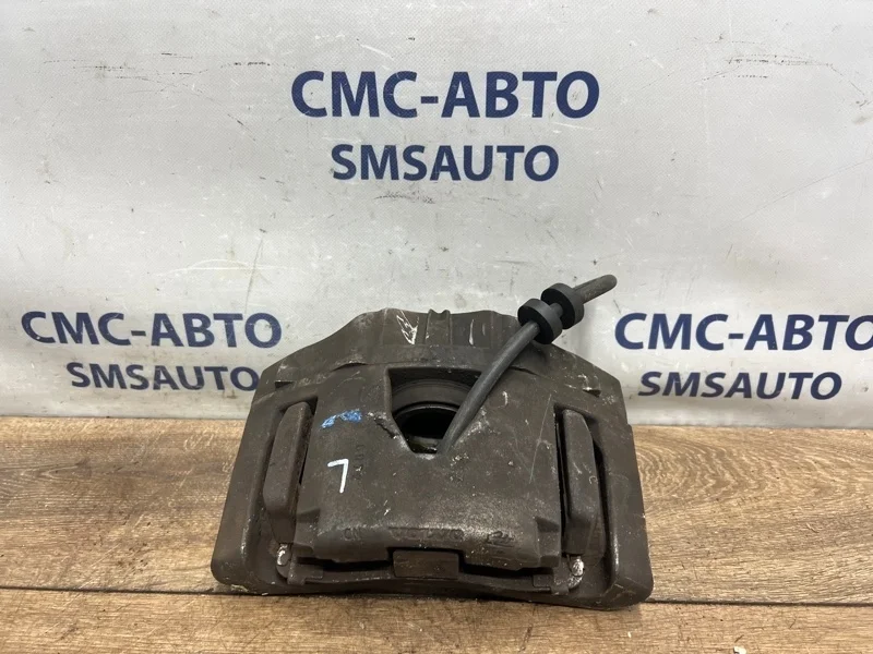 Суппорт Volvo XC90 2006 8252177 ХС90 2.5 B5254T2, передний левый