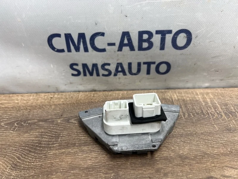 Резистор отопителя Volvo XC90 2006 8693262 ХС90 2.5 B5254T2