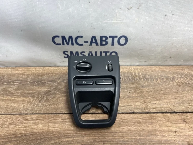 Блок включения фар Volvo XC90 2006 30739302 ХС90 2.5 B5254T2