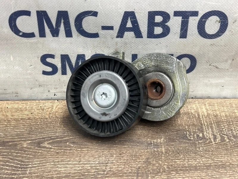 Натяжитель ремня генератора Volvo XC90 31401286 ХС90 3.2 B6324S
