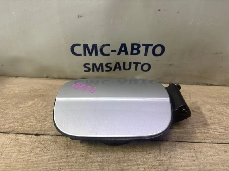 Лючок бензобака Audi A6 2006 4F5809999G C6 3.2 AUK
