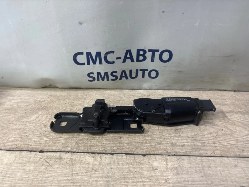 Замок багажника Audi A8 2017 4H0827383A D4 3.0 CRE