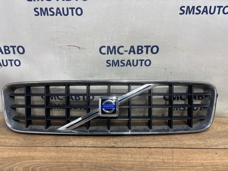 Решетка радиатора Volvo XC90 8620641 XC90 2.5T