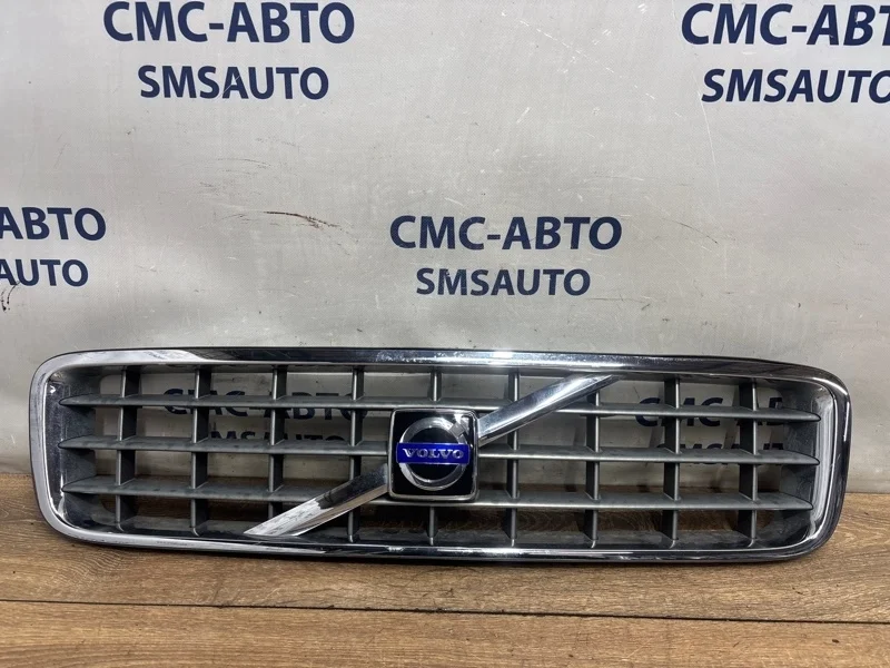 Решетка радиатора Volvo XC90 30678980 XC90 3.2