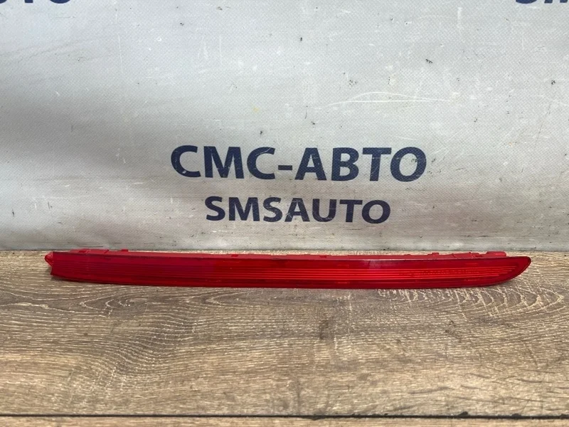 Стоп сигнал Volkswagen Touareg 7P6945087A NF 3.0 CGEA