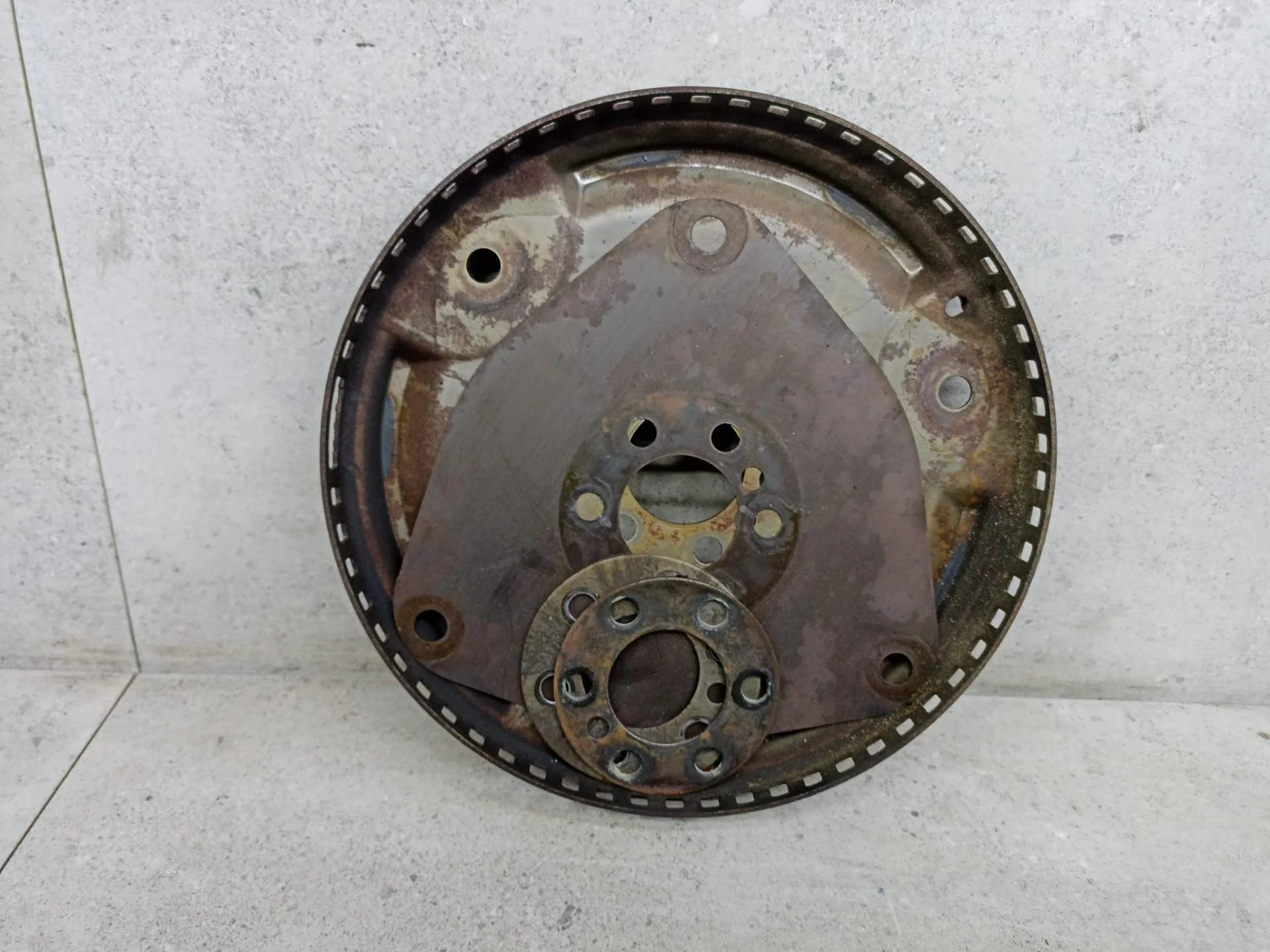 Маховик Peugeot 206 рест. 2006 375371800R