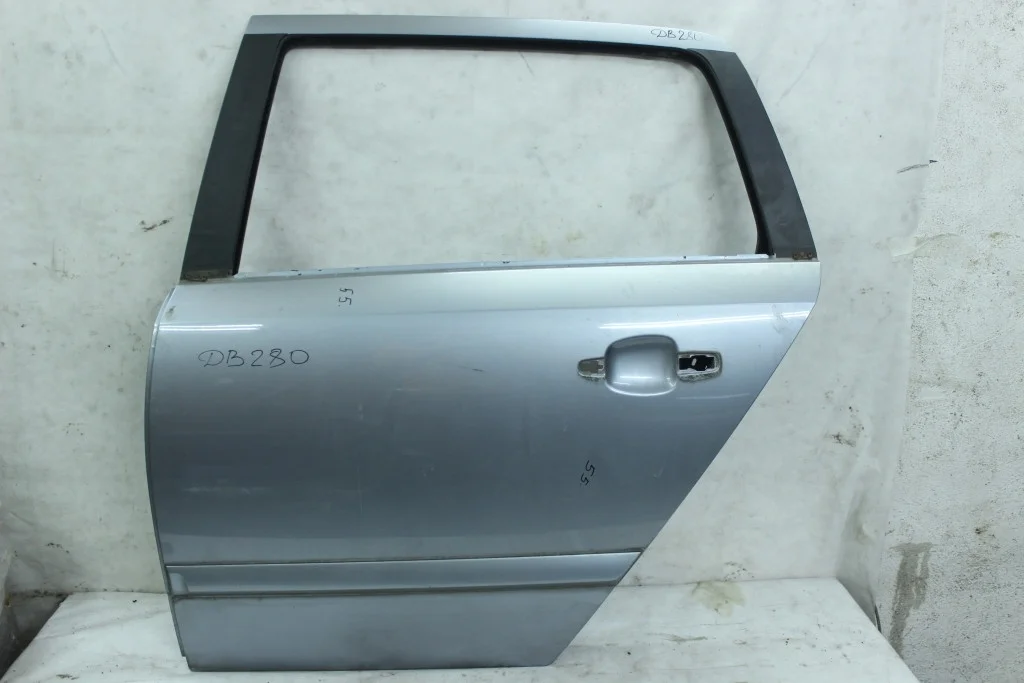 Дверь задняя левая универсал Opel Astra H ДВ280