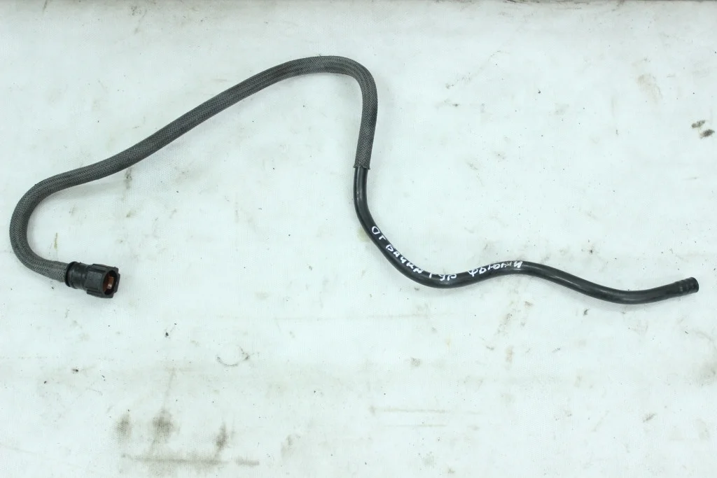 Трубка бачка гидроусилителя Ford Fusion