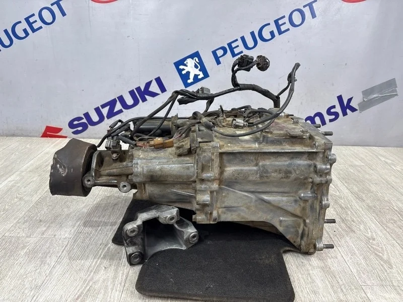 Раздаточная коробка Mitsubishi Pajero 2004 V77W