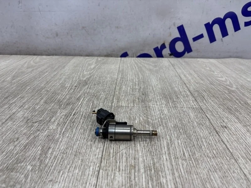 Форсунка топливная Peugeot 308 2012 T9