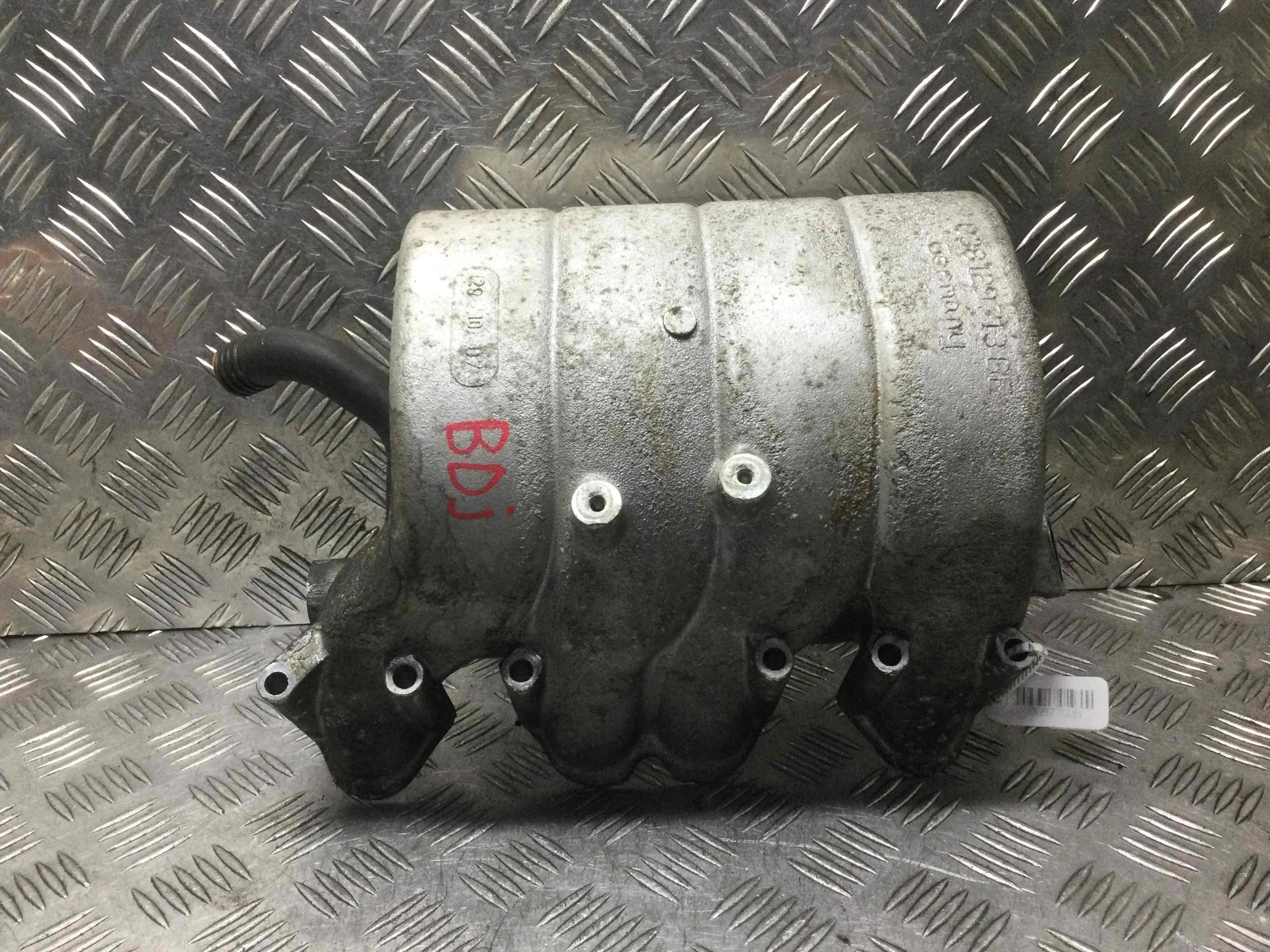 Коллектор впускной Volkswagen Caddy 3 поколение (2004-2010) дизель 2.0 SDI Механика Фургон