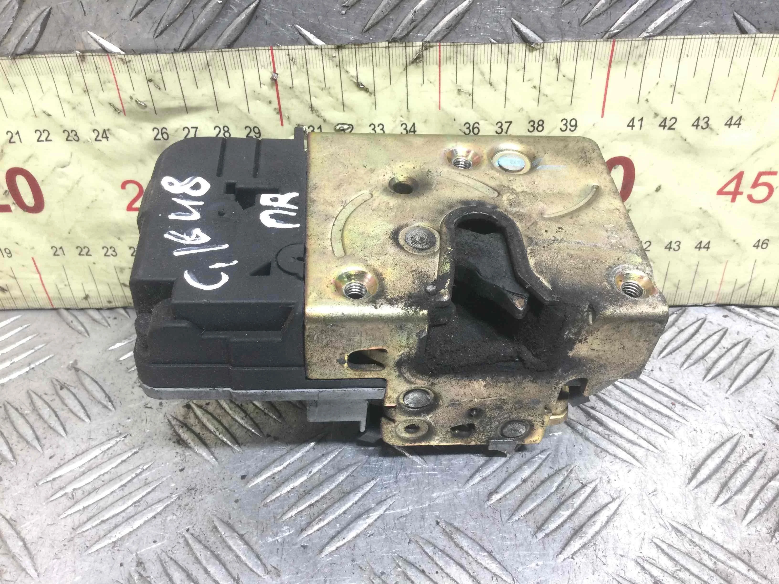 Замок двери передней правой Peugeot 206 1 поколение (1998-2003) бензин 2.0 i Механика Кабриолет