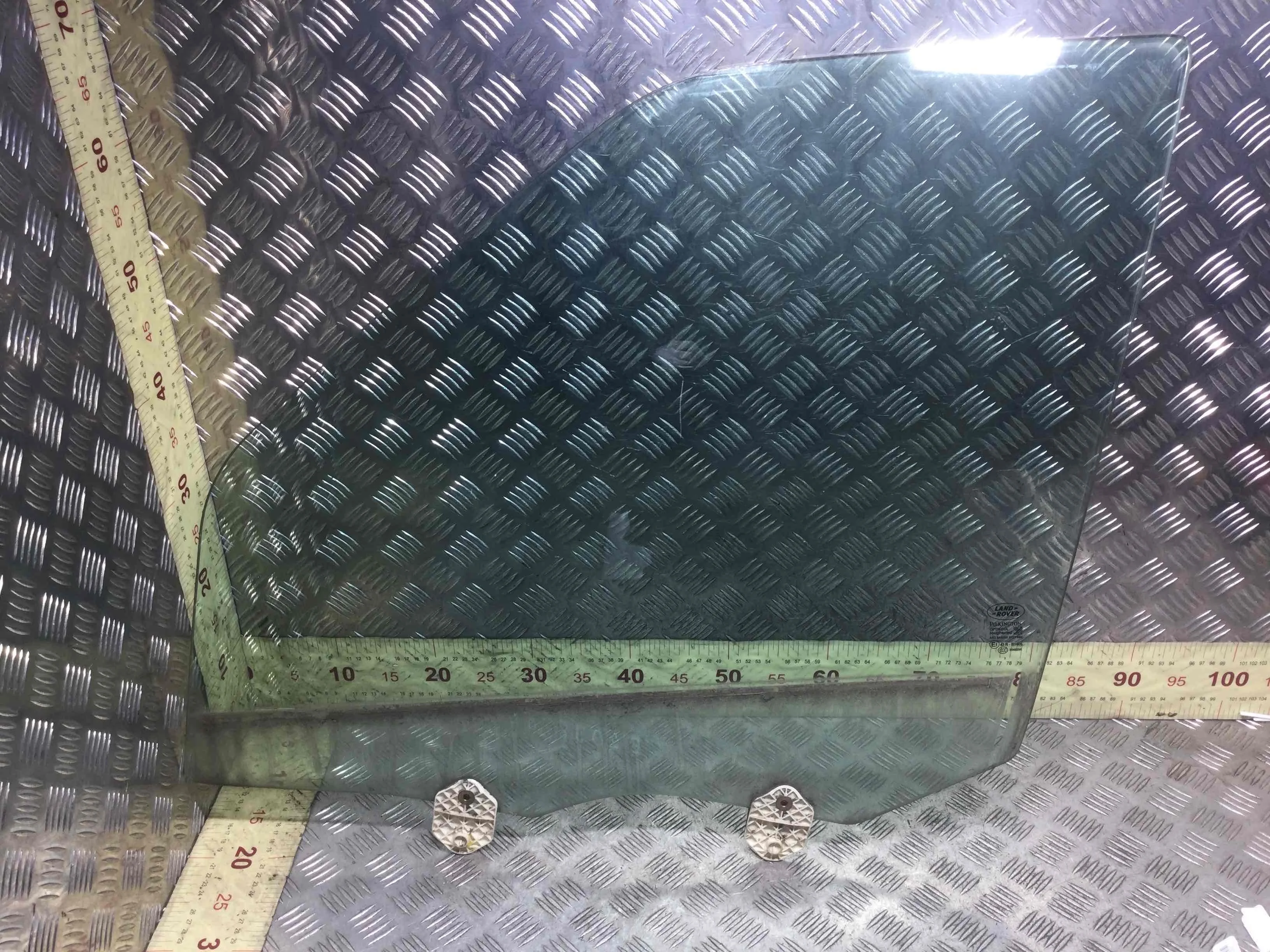 Стекло двери передней левой Land Rover Range Rover Sport 1 поколение (2005-2009) дизель 3.6 TDI Автомат